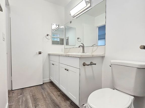 3rd image of 1747 Chalcedony St #1