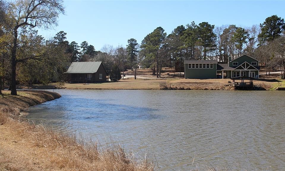 1st image of 8 Wildwood Lake Dr
