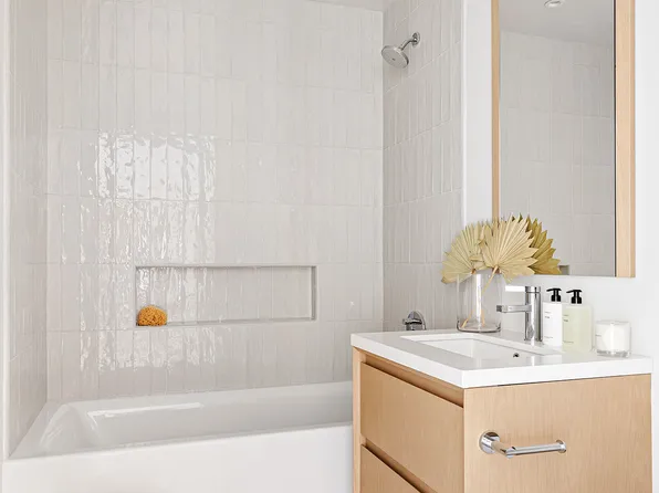 601 Baltic Street image 6 of 12