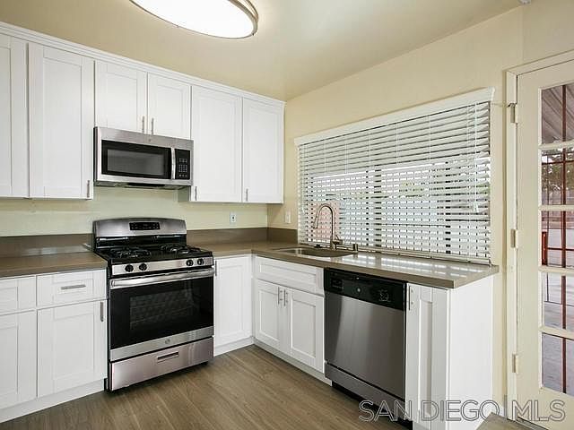 2nd image of 834 N 1st St