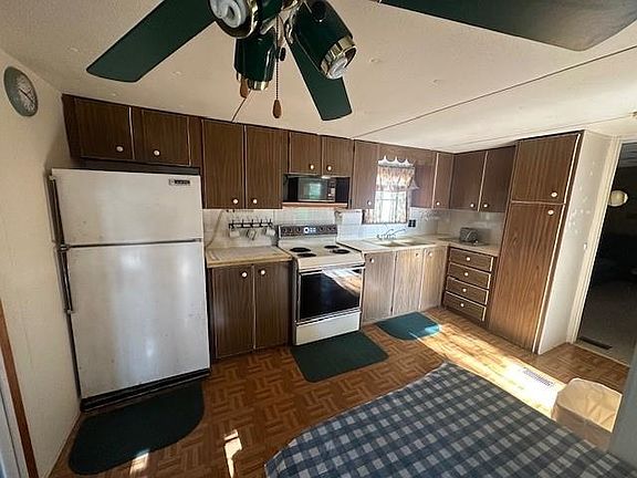 3rd image of 12093 Shore Dr