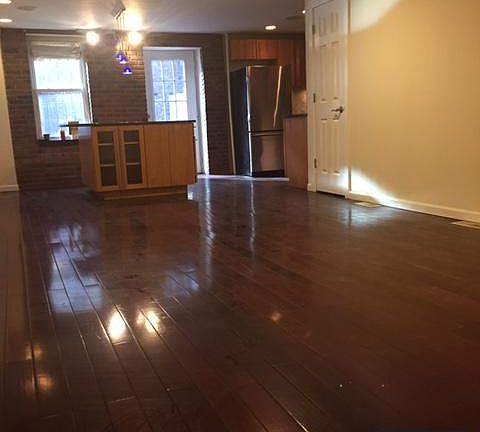 2nd image of 154 Woodruff Ave