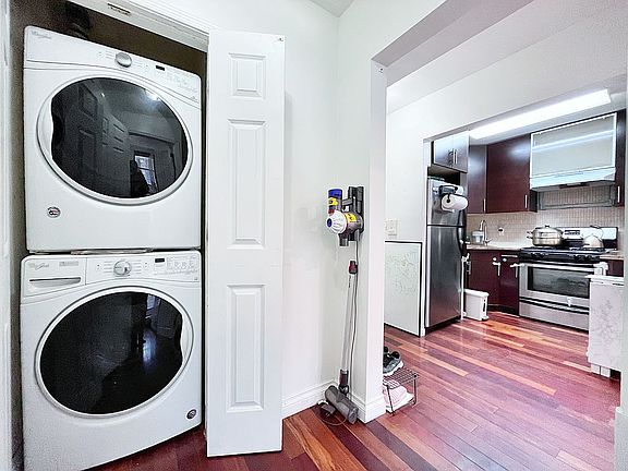 2nd image of 71-19 162nd St Unit 1E