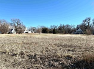 711 10th Ave, Fairmont, NE 68354