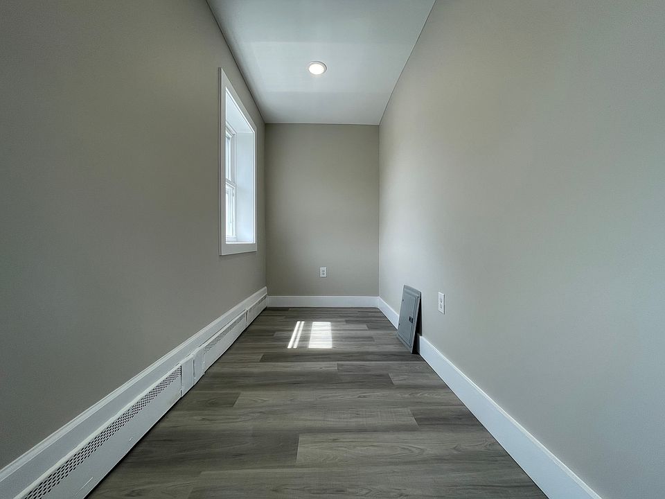 2nd image of 2505 John F Kennedy Blvd #412E