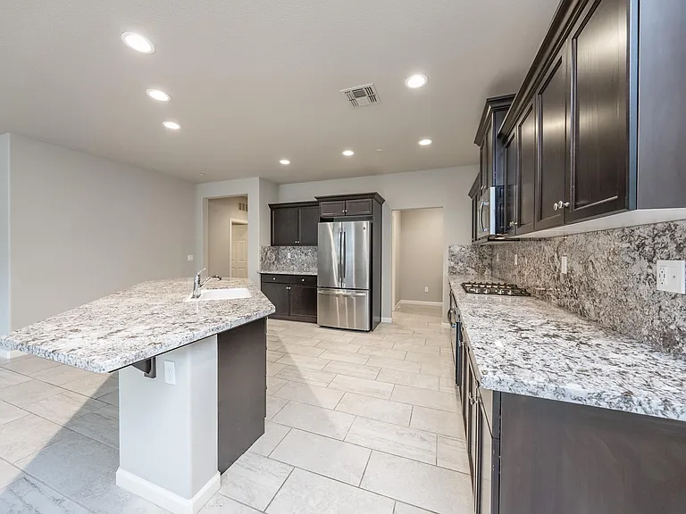 3555 Encino Ave — Photo 11