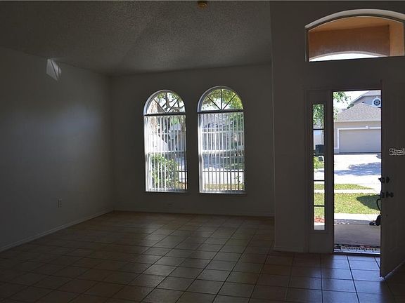 4th image of 617 Lake Biscayne Way
