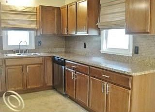 2nd image of 299 Clayburn Blvd