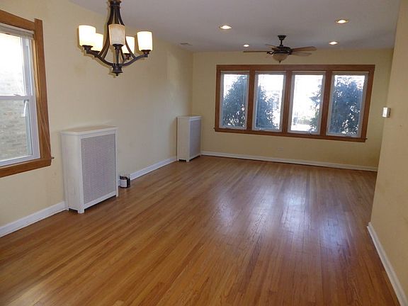 3rd image of 7775 W Elmgrove Dr