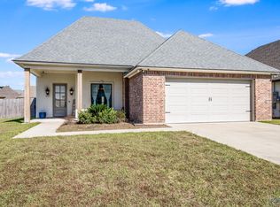 501 Sandy Bay Dr, Broussard, LA 70518