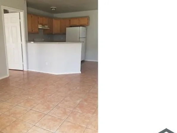 931 King Ave #2, San Antonio, TX 78211