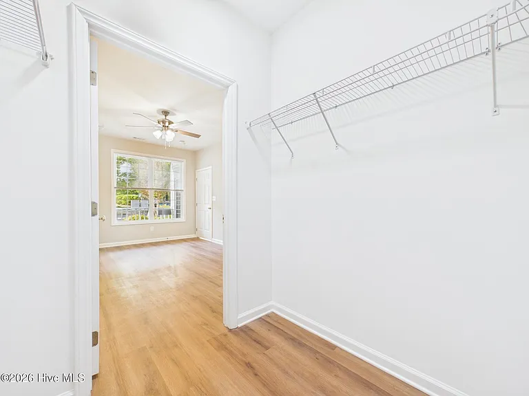 2111 Kudrow Ln — Photo 28