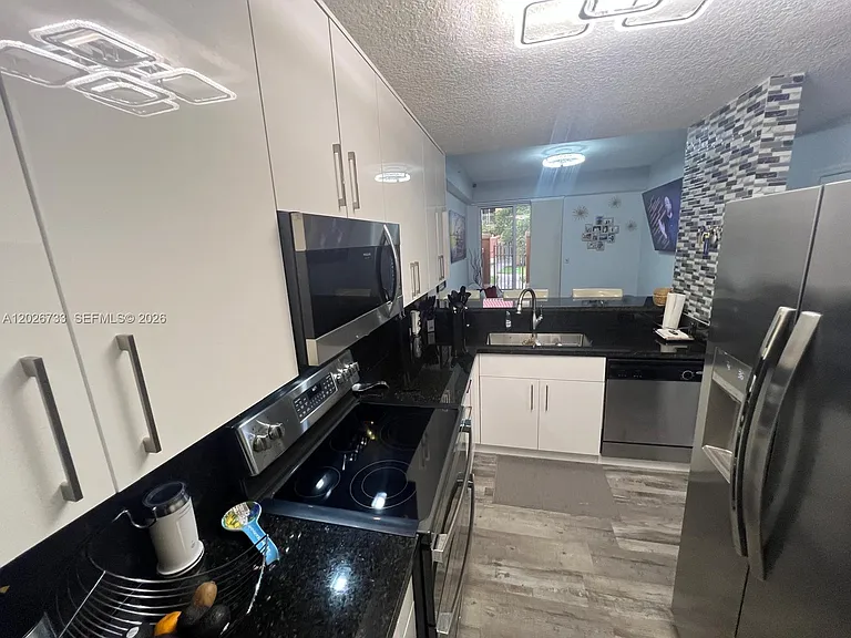 943 SW 143rd Ter #2109 — Photo 17