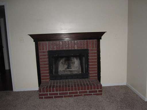 3rd image of 3807 Brookfield Dr