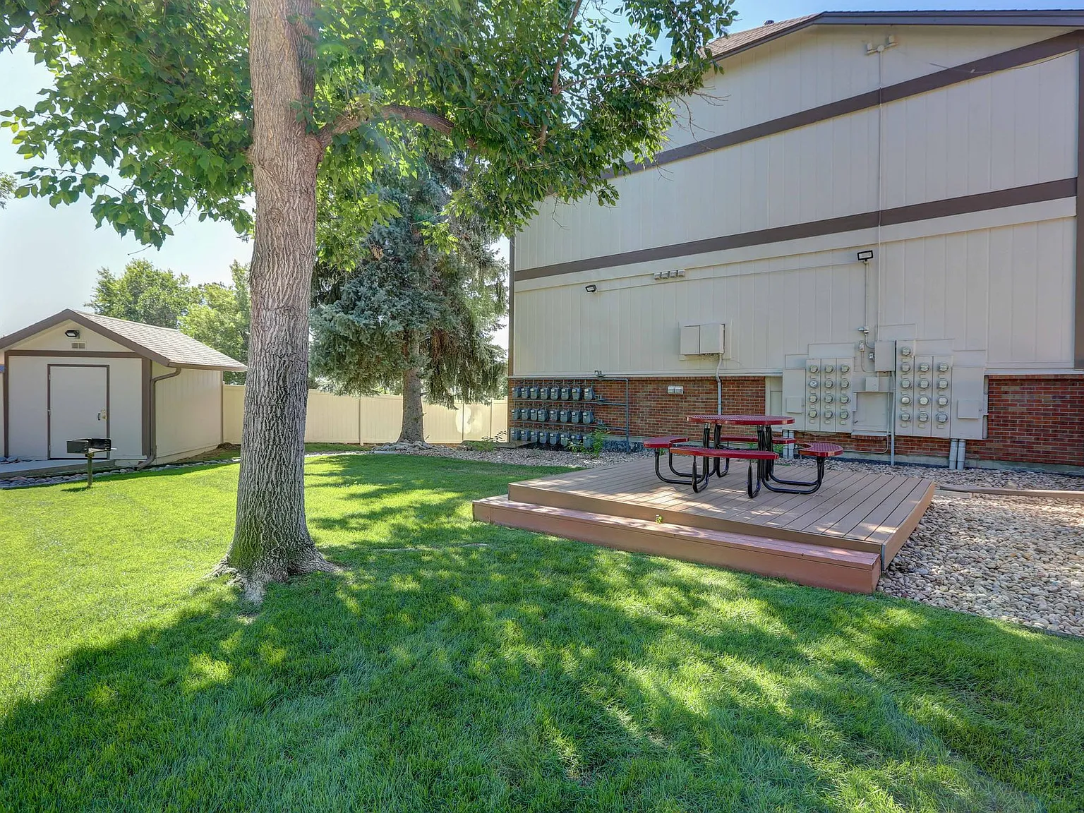 Dover Commons Apartments — Photo 4
