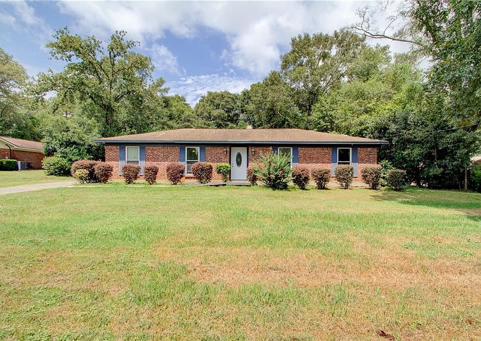 1st image of 9350 Scenic Hills Dr