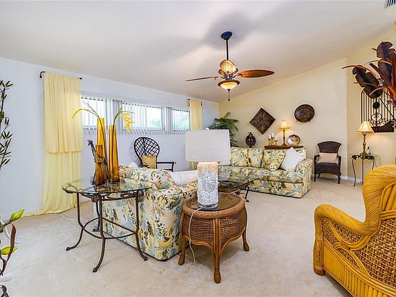 4th image of 1744 Nuremberg Blvd