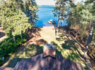 321 Cedar Ln, Hartwell, GA 30643