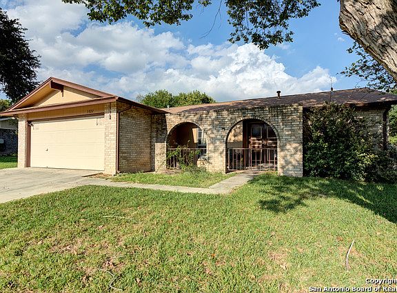 4th image of 1022 Ferdinand Dr