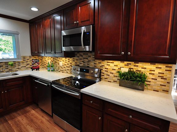 5th image of 4458 Camden Ave