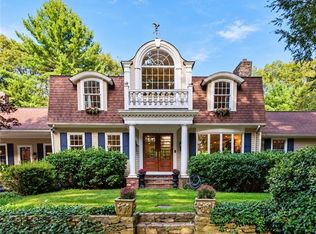 31 Raccoon Hill Rd, West Greenwich, RI 02817