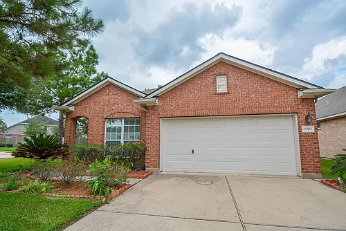 9203 Kransbury Ln Photo 1