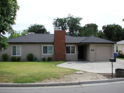 1971 N 11th Ave, Hanford, CA, 93230