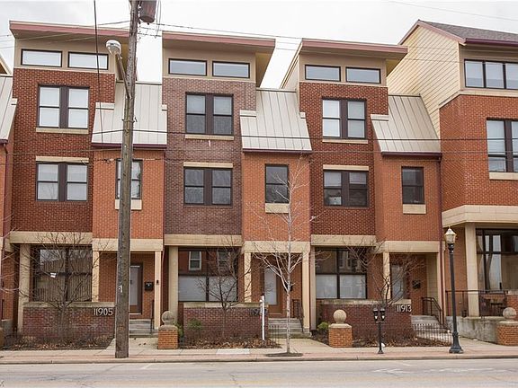 3rd image of 11909 Detroit Ave