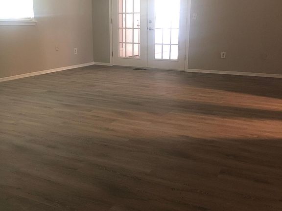 5th image of 509 W Bass Ave