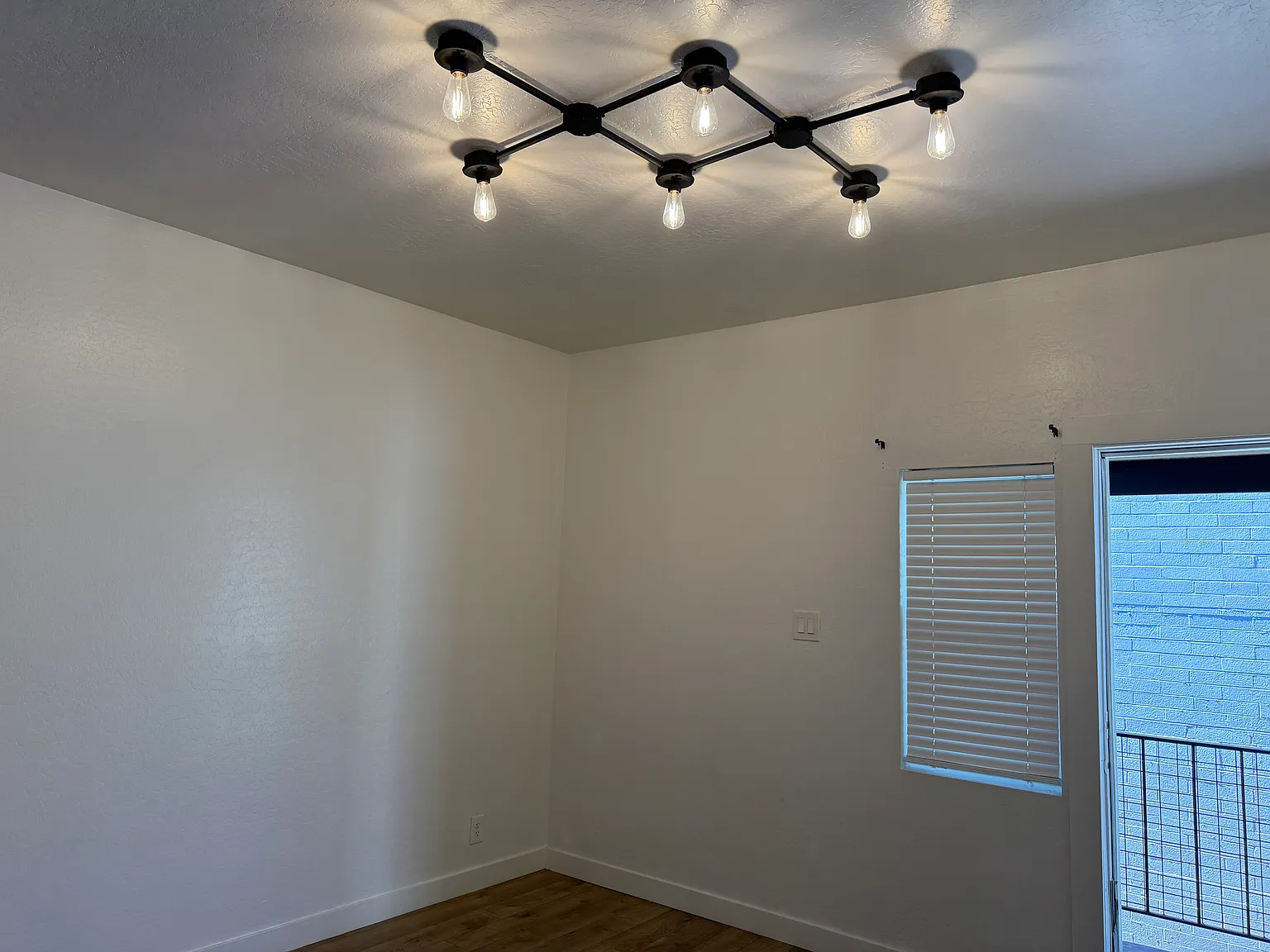 Studio, 410 sqft, $700 — Photo 4