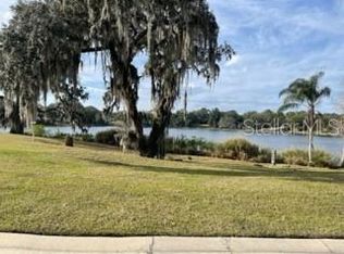 519 W Blue Water Edge Dr #3, Eustis, FL 32736