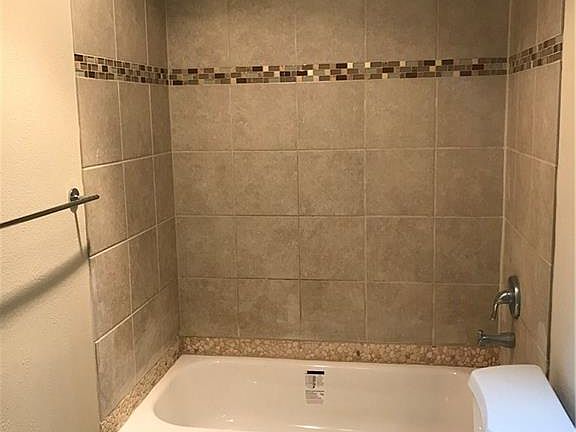 4th image of 3718 Lofland Ln