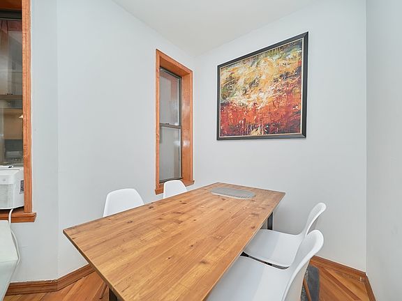 3rd image of 501 W 43rd St APT 4n