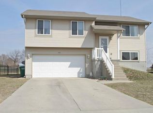 429 25th St SE, Altoona, IA 50009