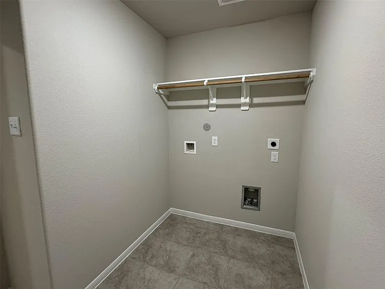 1436 Sundown Glen Ln — Photo 17