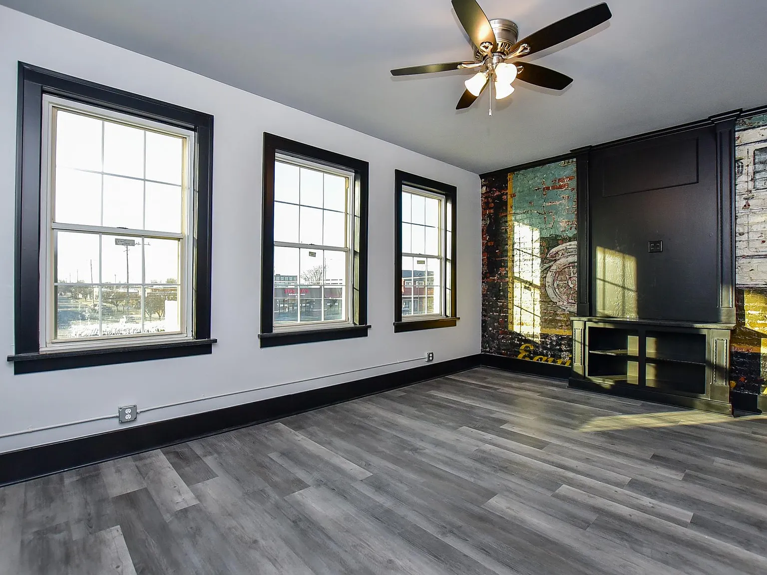 2 bed, 1300 sqft, $1,495 — Photo 3