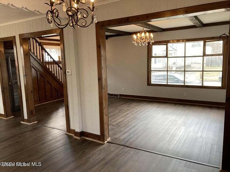 5th image of 22 Lexington Avenue