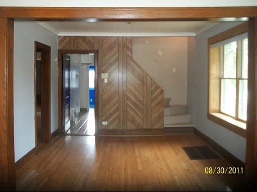 5th image of 3747 Kenilworth Ave