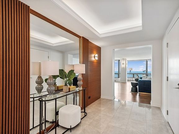 3rd image of 1418 N Lake Shore Dr APT 19