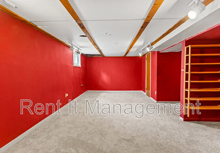 2315 N 61st St — Photo 24