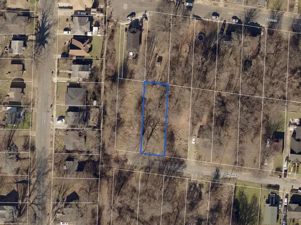 274 W McKellar Ave, Memphis, TN 38109