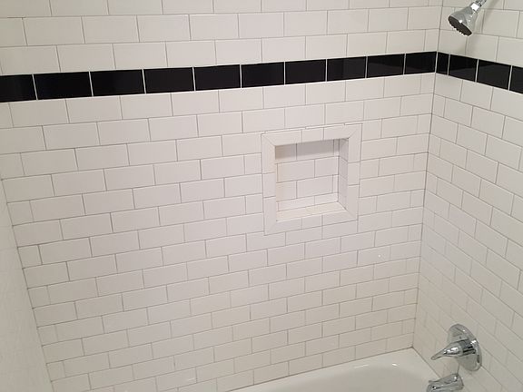 5th image of 217 Kern Pl