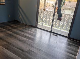 136 Maplebrook Ln, Philippi, WV 26416