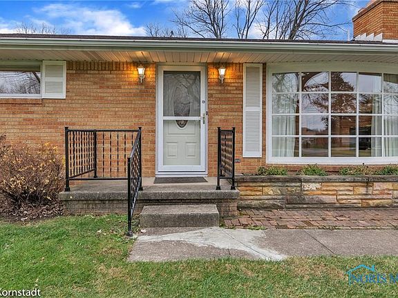 2nd image of 28645 Snyder Dr