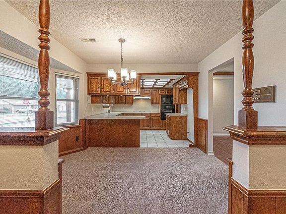 4th image of 509 N Morgan Dr