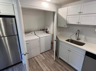 127 Ardmore Ave, Ardmore, PA 19003