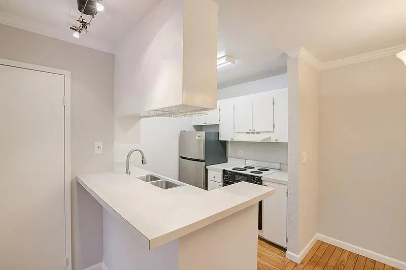 1 bed, 1.0 bath, 788 sqft, $2,050 — Photo 4