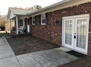 804 Hastings Hill Rd, Kernersville, NC 27284