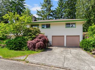 17543 7th Ave NE, Seattle, WA 98155