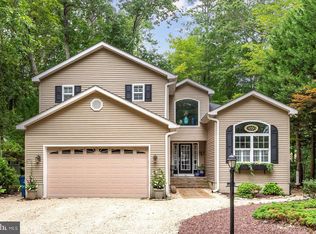 52 Sandyhook Rd, Ocean Pines, MD 21811